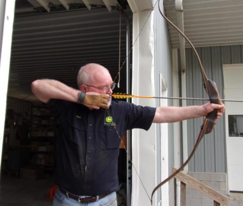 Kenny Shooting Badger Recurve 59in